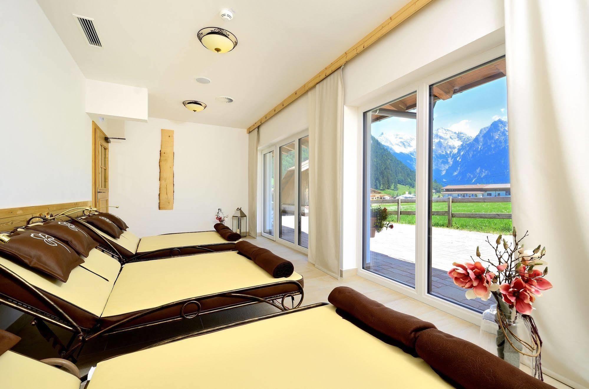 Hotel Kitzspitz Sankt Jakob in Haus Kültér fotó