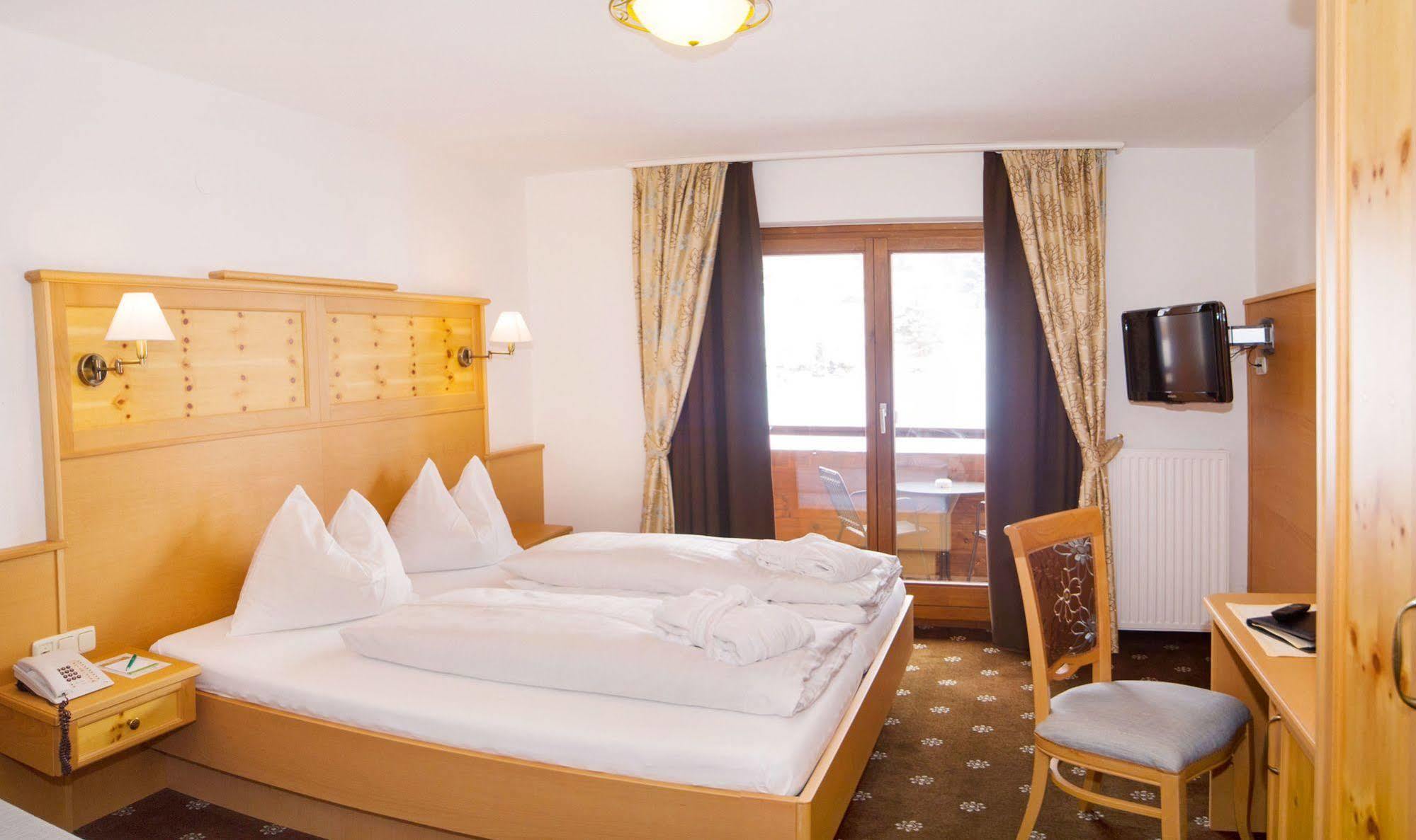 Hotel Kitzspitz Sankt Jakob in Haus Kültér fotó